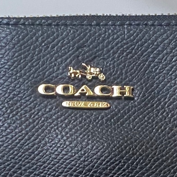 Vintage Black Coach Crossbody Bag - Picture 4 of 4